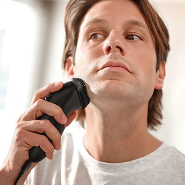 Philips Dry Electric Shaver (S1110/21) - Image 4