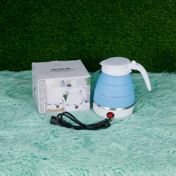 Foldable Travel Electric Kettle 0.6 L - Image 4